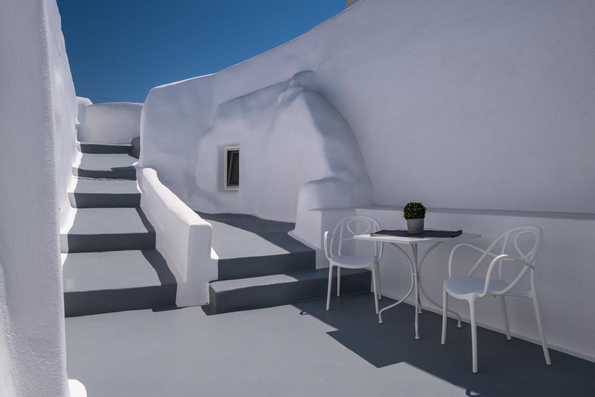 Radiant Santorini Aparthotel Messaria  Exterior photo